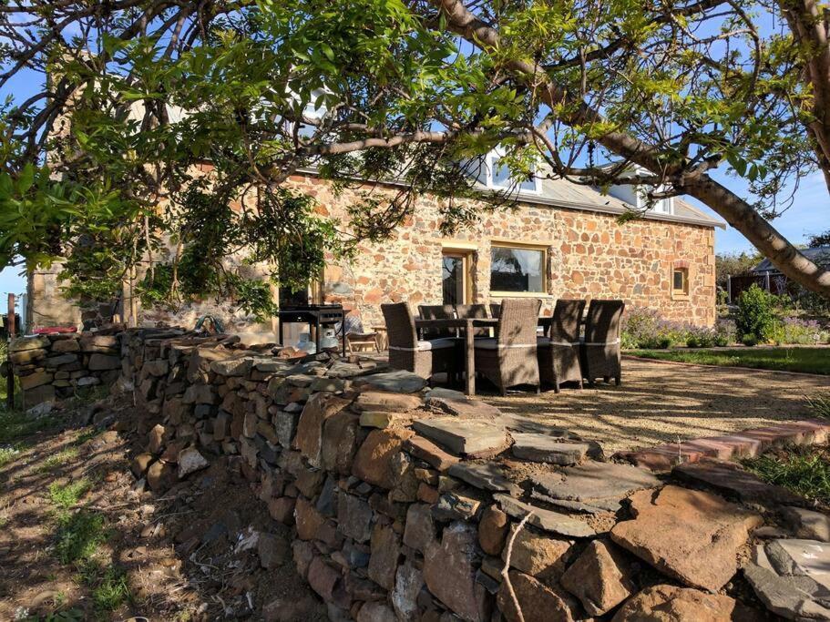 *Newly Relisted* Coach House At Lisdillon Vineyard Villa Little Swanport ภายนอก รูปภาพ