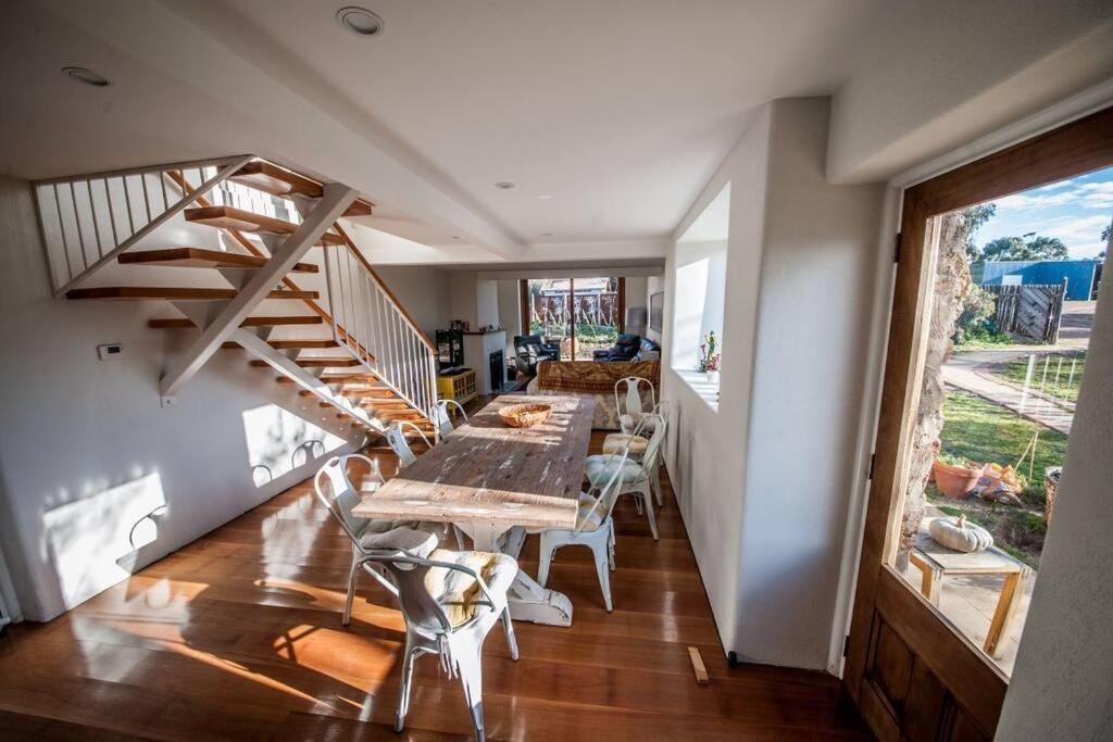 *Newly Relisted* Coach House At Lisdillon Vineyard Villa Little Swanport ภายนอก รูปภาพ