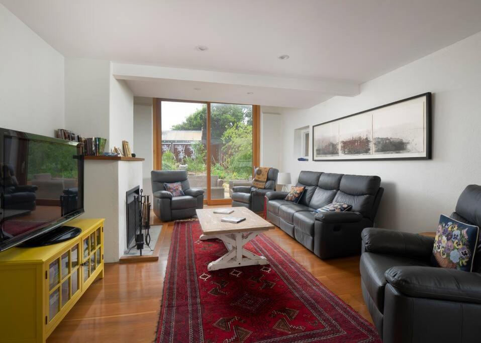 *Newly Relisted* Coach House At Lisdillon Vineyard Villa Little Swanport ภายนอก รูปภาพ