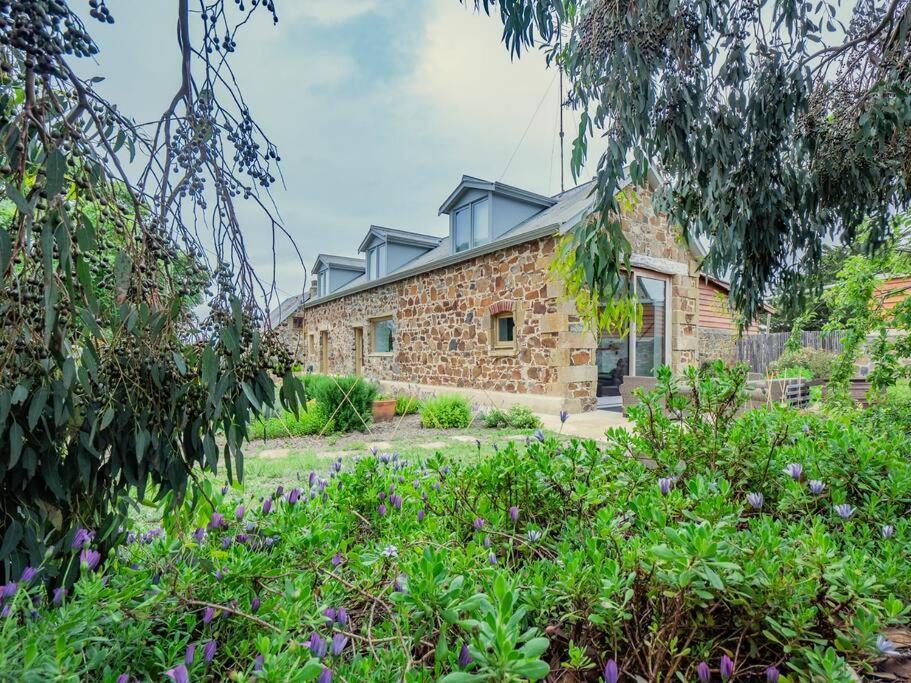 *Newly Relisted* Coach House At Lisdillon Vineyard Villa Little Swanport ภายนอก รูปภาพ