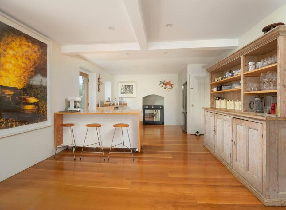 *Newly Relisted* Coach House At Lisdillon Vineyard Villa Little Swanport ภายนอก รูปภาพ
